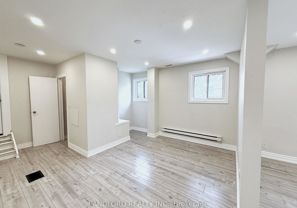 154-ossington-avenue-toronto-ontario-c12313510