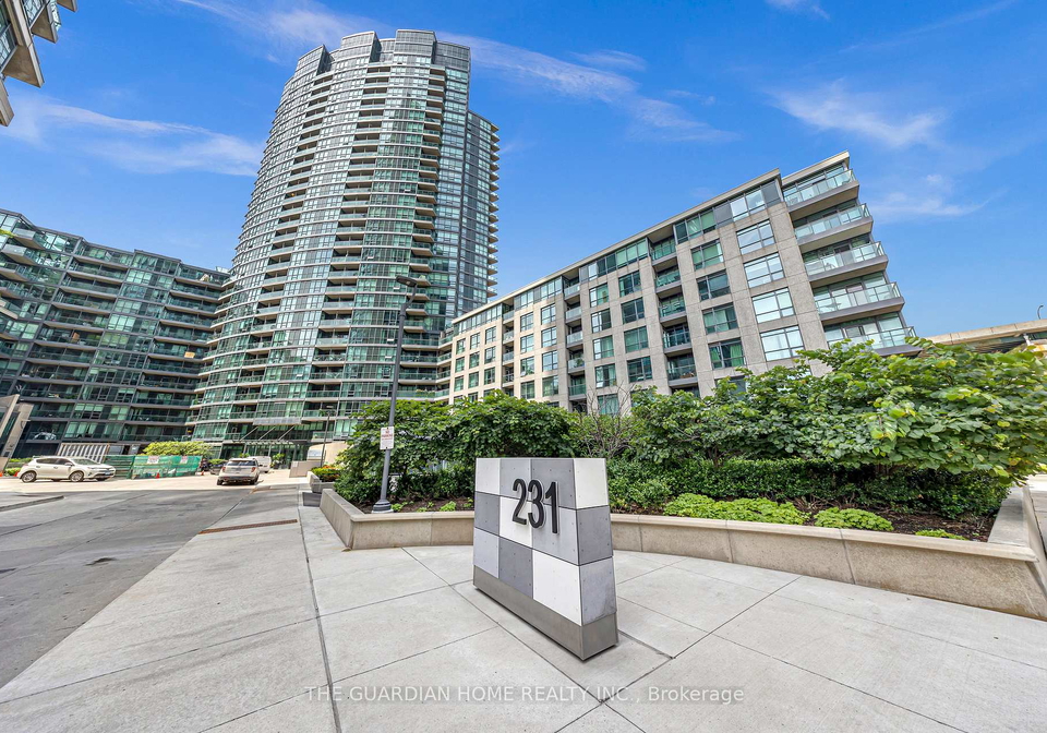 231-fort-york-boulevard-toronto-ontario-c12313565