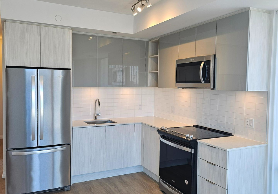 25-holly-street-toronto-ontario-c12313733