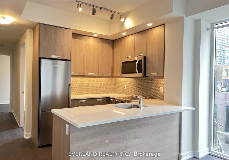 99-john-street-toronto-ontario-c12313762