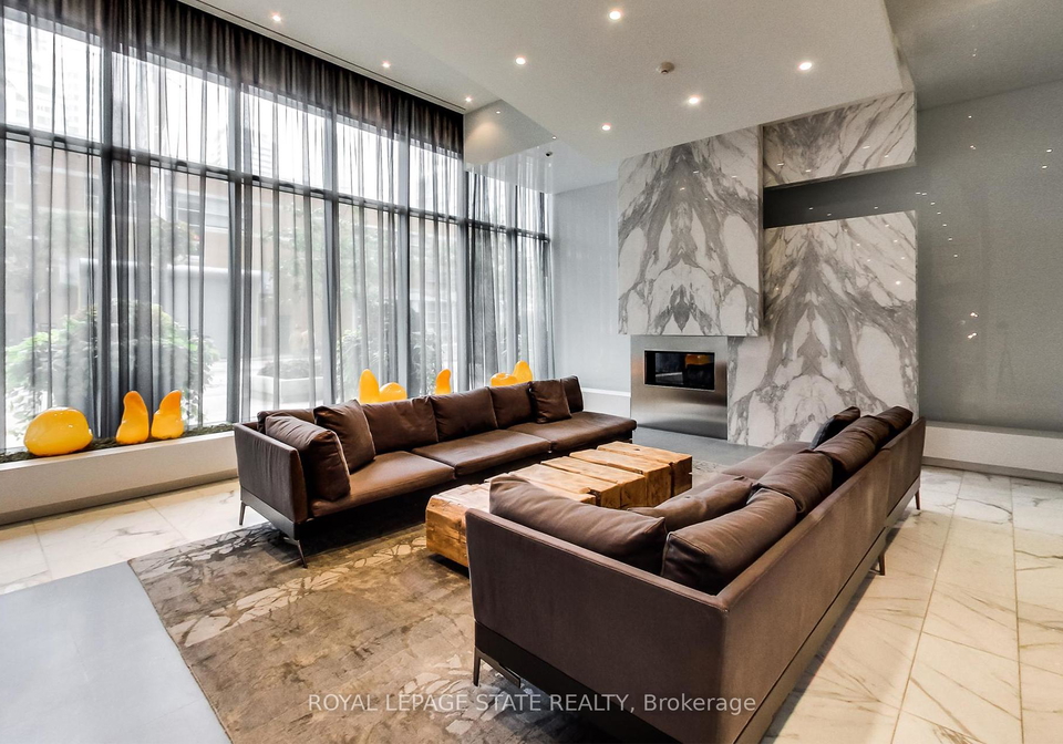 8-charlotte-street-toronto-ontario-c12313781