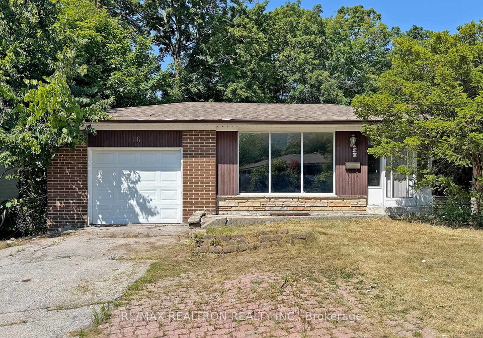 16-flavian-crescent-north-york-ontario-c12313857