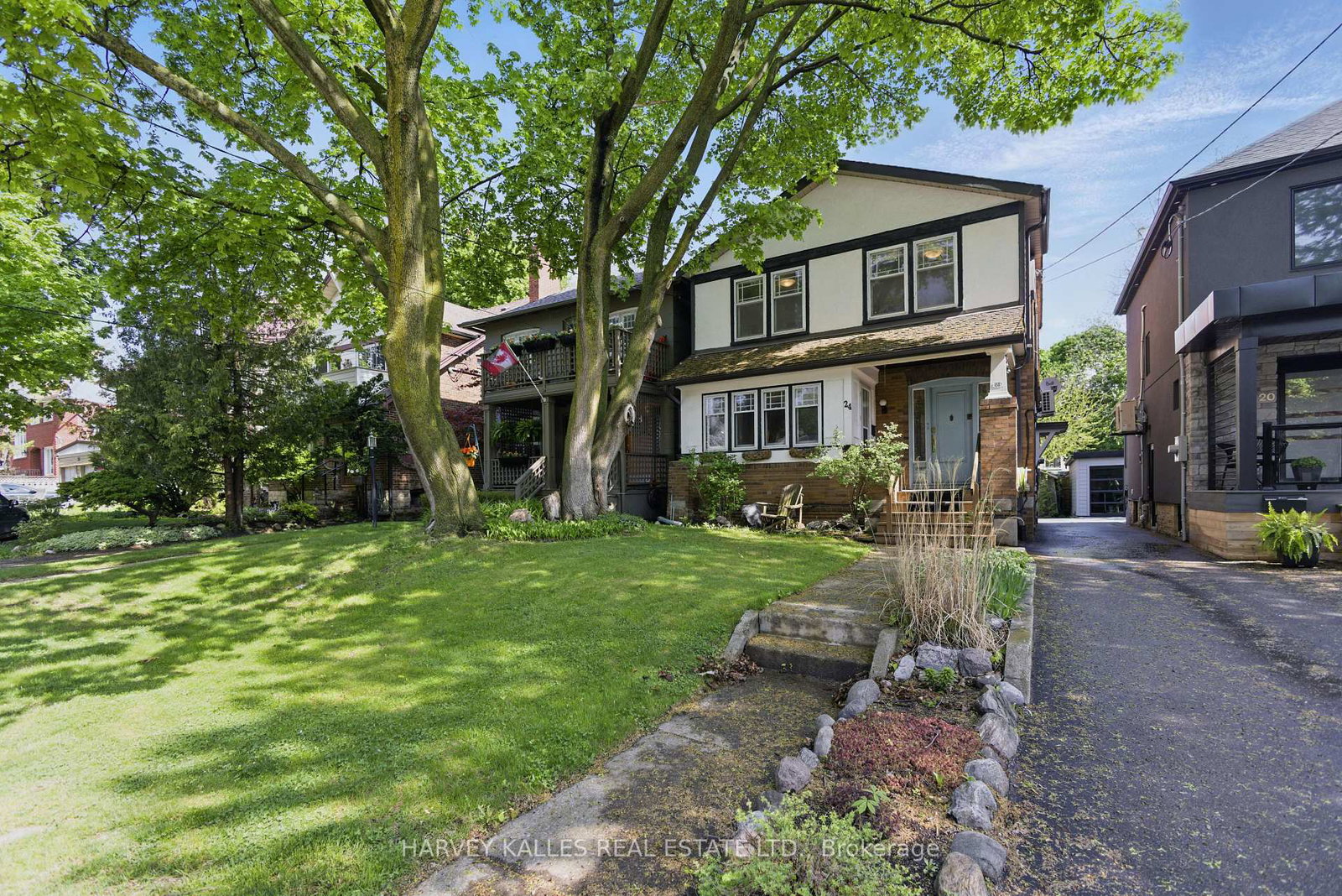24-yonge-boulevard-toronto-ontario-c12313884