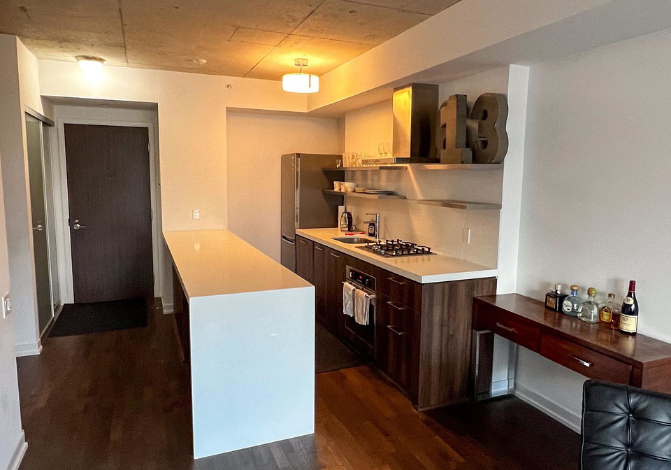 560-king-street-w-w-toronto-ontario-c12313908