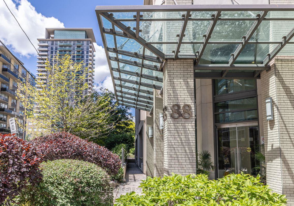 88-broadway-avenue-toronto-ontario-c12313918