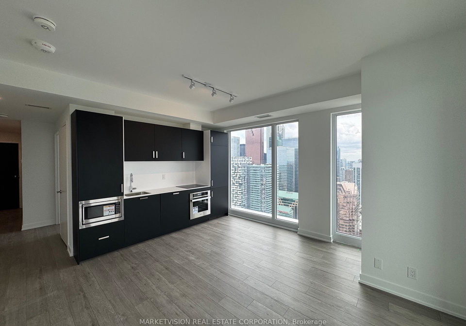 88-queen-street-e-e-toronto-ontario-c12313936