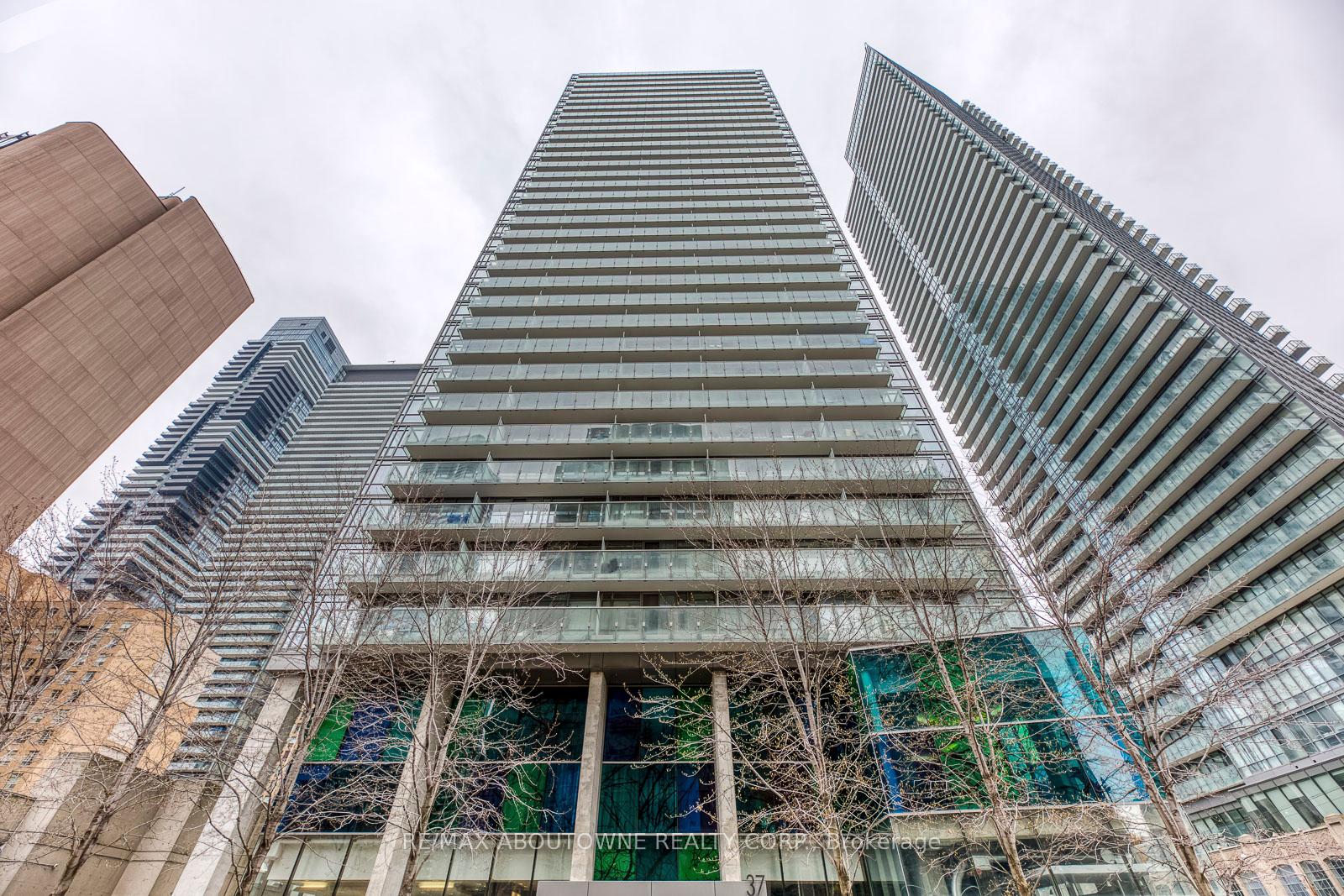 37-grosvenor-street-toronto-ontario-c12314071