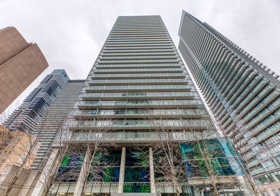 37-grosvenor-street-toronto-ontario-c12314071