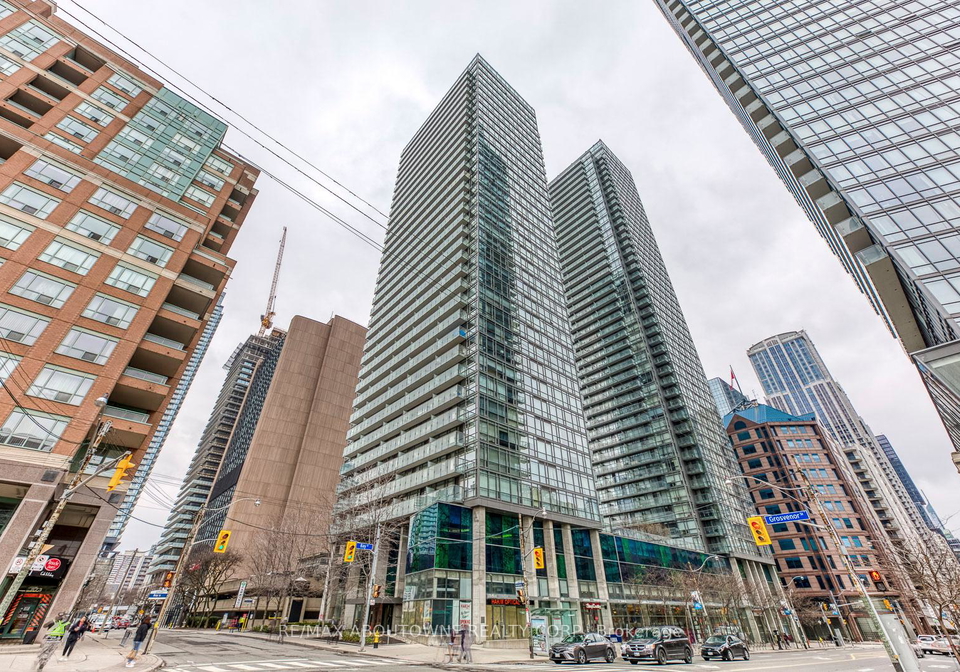 37-grosvenor-street-toronto-ontario-c12314071