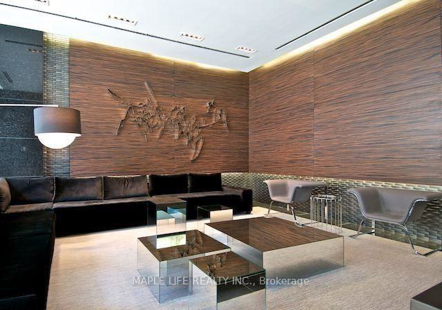 770-bay-street-toronto-ontario-c12314261