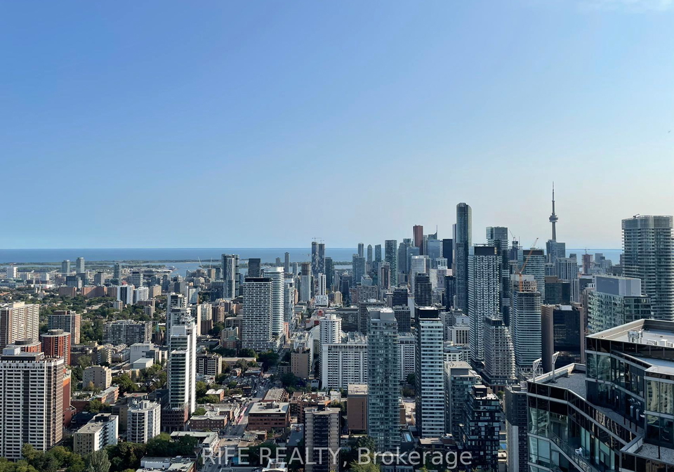50-charles-street-e-e-toronto-ontario-c12314541