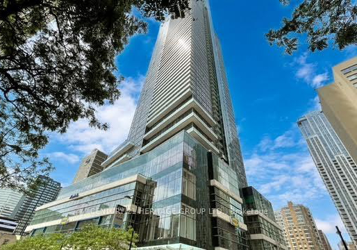 386-yonge-street-toronto-ontario-c12314592