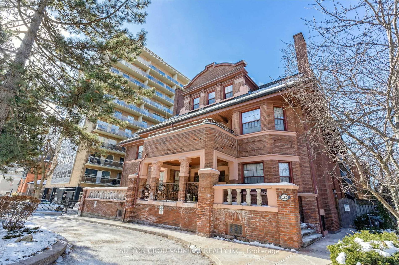 212-st-george-street-toronto-ontario-c12314604