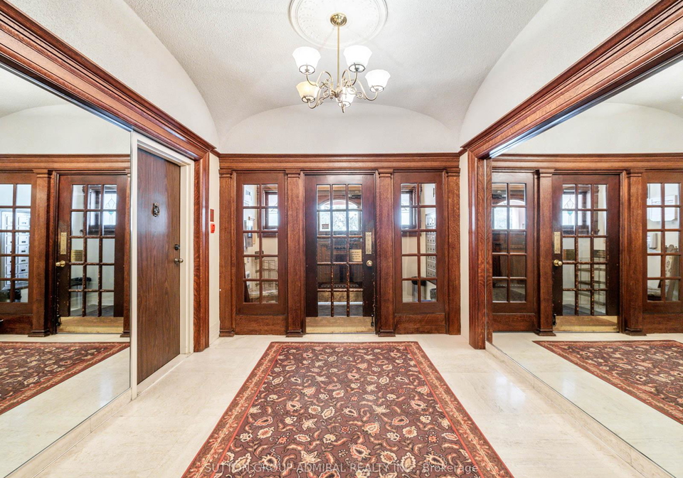 212-st-george-street-toronto-ontario-c12314604