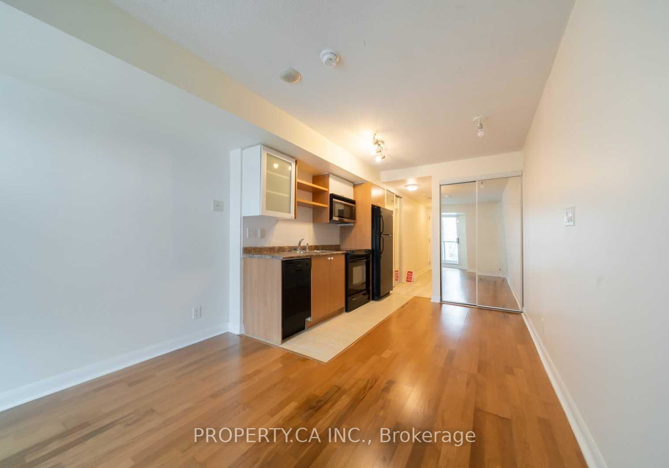 600-fleet-street-toronto-ontario-c12314618