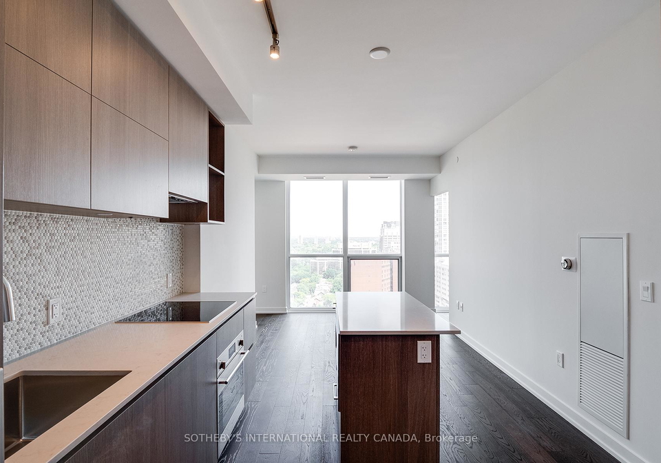 1-yorkville-avenue-toronto-ontario-c12314626