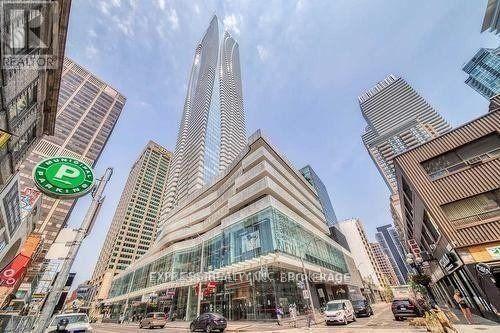 1-bloor-street-e-e-toronto-ontario-c12315004