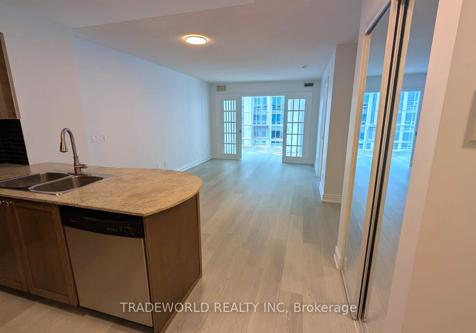 763-bay-street-toronto-ontario-c12315053