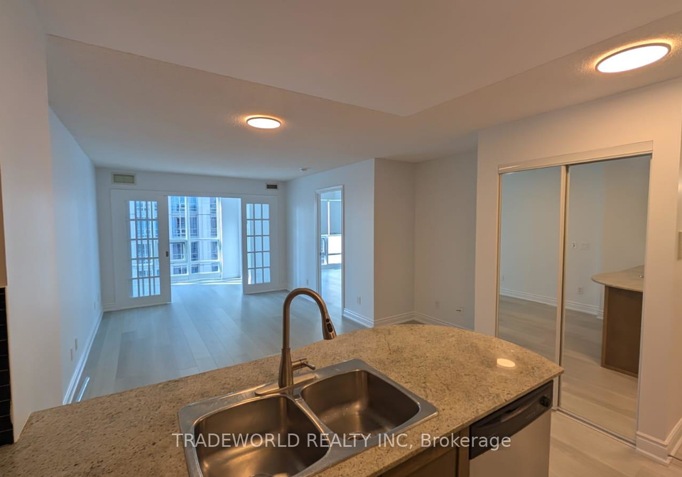 763-bay-street-toronto-ontario-c12315053