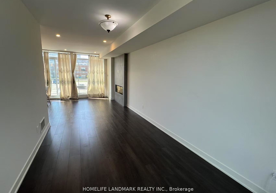 29-sonic-way-east-york-ontario-c12315250