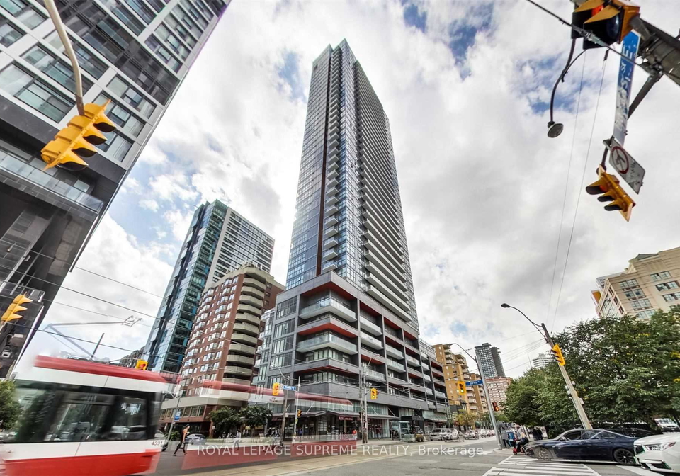 159-dundas-street-e-e-toronto-ontario-c12315301
