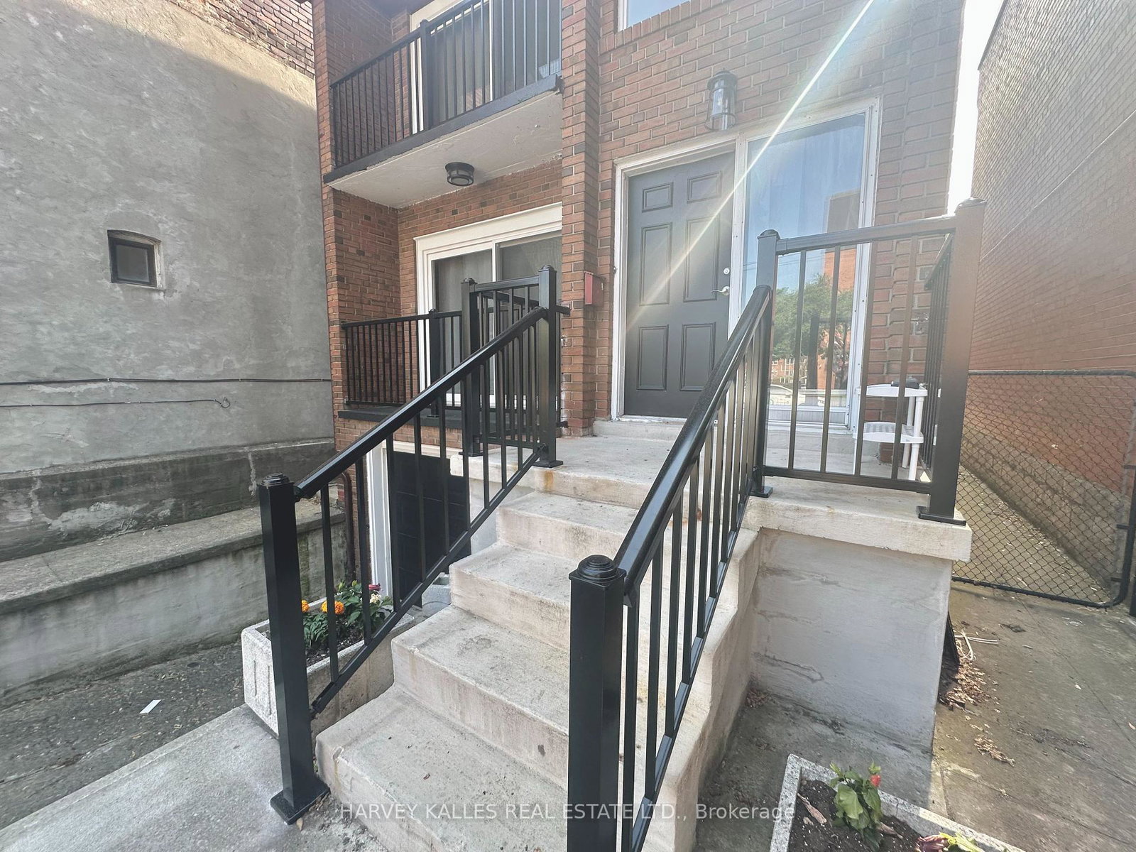 58-ryerson-avenue-toronto-ontario-c12315339