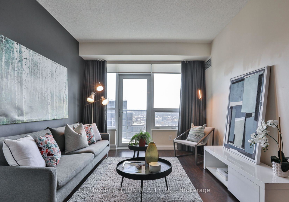 2-anndale-drive-north-york-ontario-c12315422