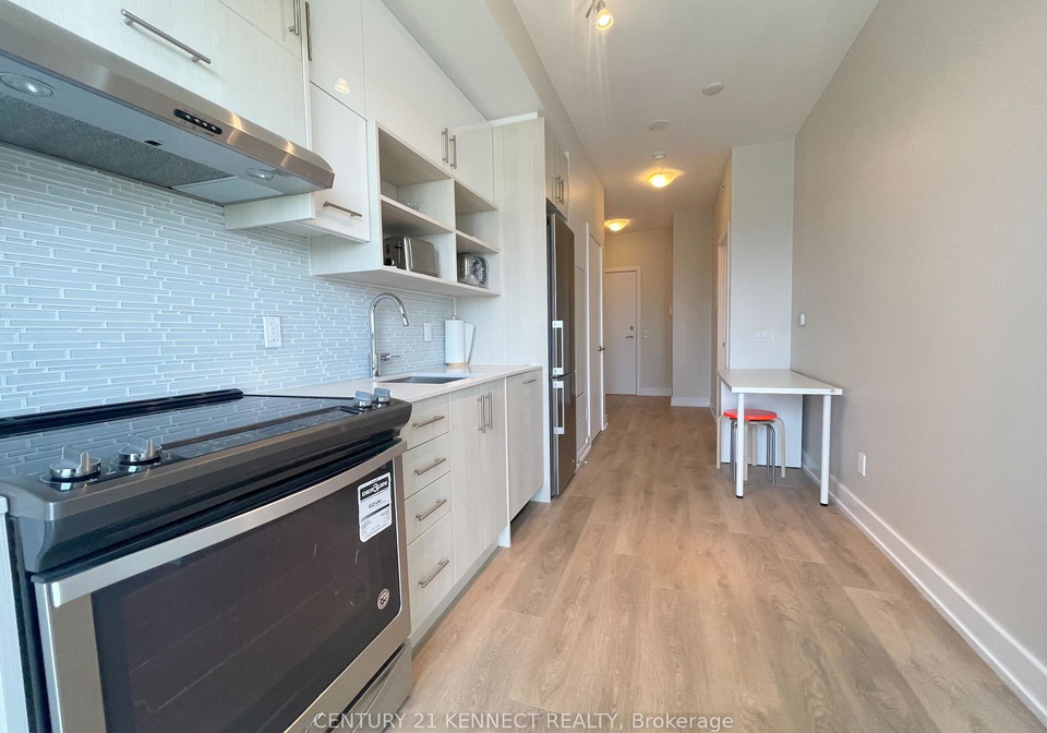 150-fairview-mall-drive-north-york-ontario-c12315482