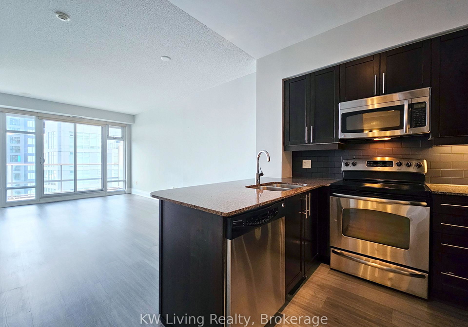 2191-yonge-street-toronto-ontario-c12315487