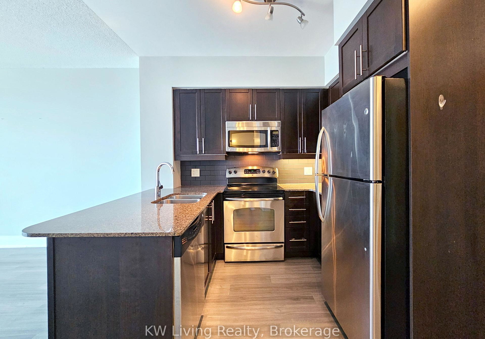 2191-yonge-street-toronto-ontario-c12315487