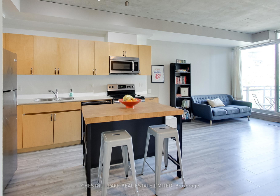 38-niagara-street-toronto-ontario-c12315521