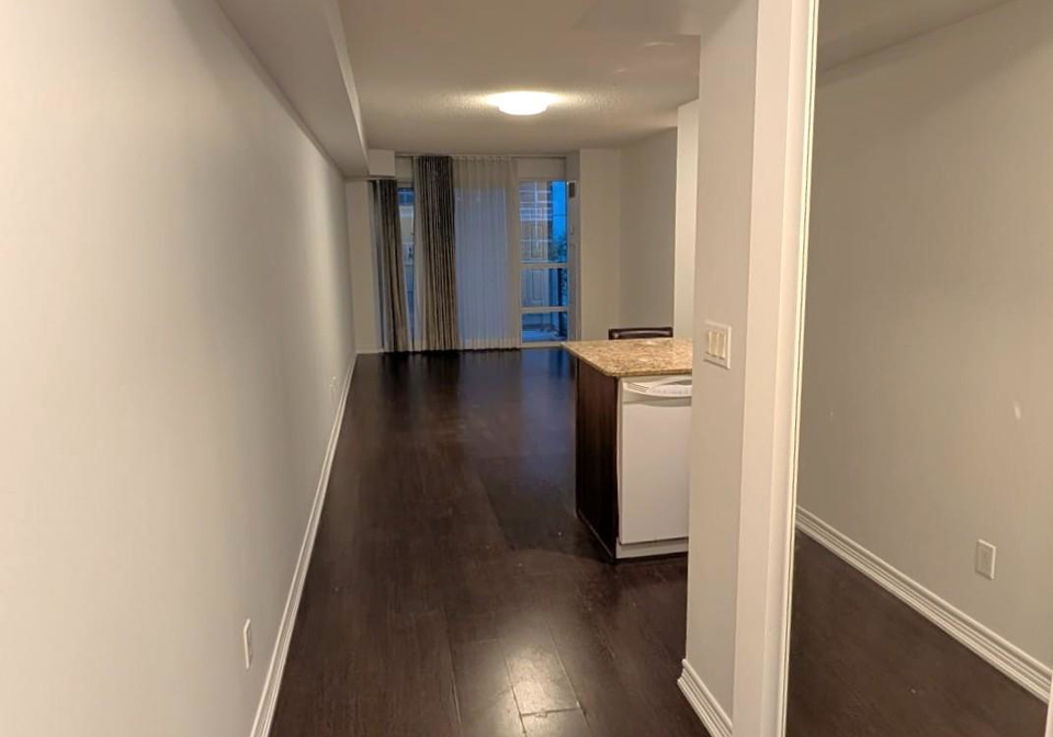 761-bay-street-toronto-ontario-c12315542