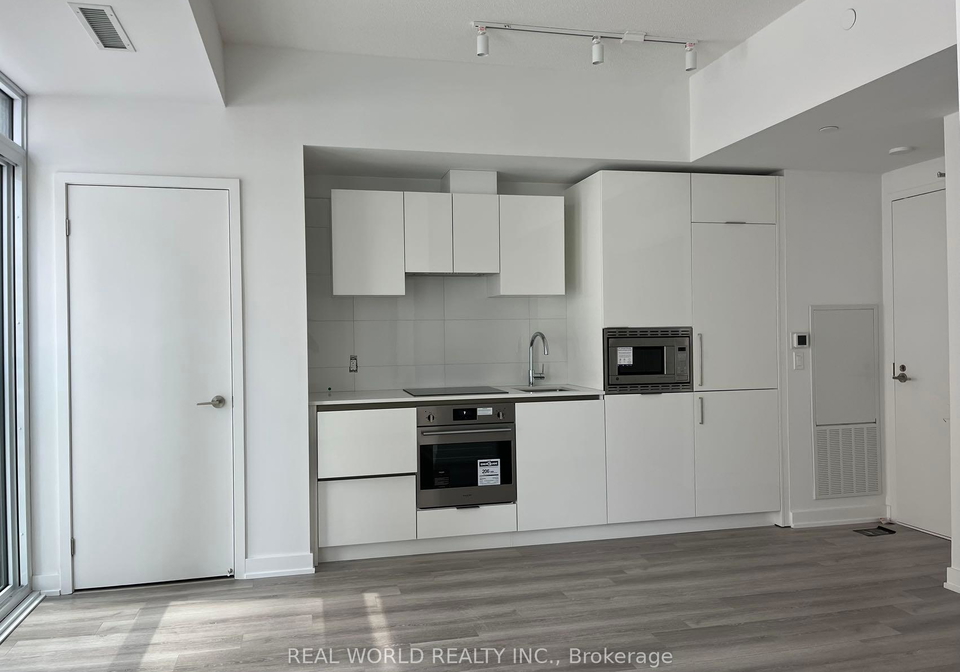 121-st-patrick-street-toronto-ontario-c12315643