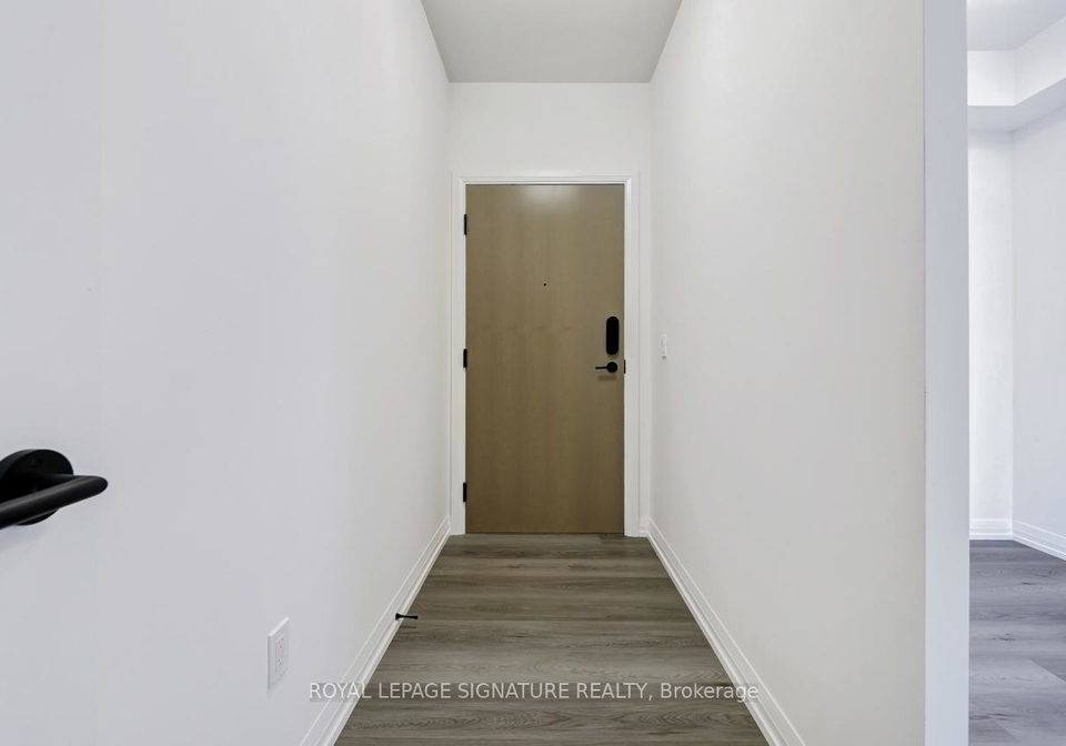 292-dundas-street-toronto-ontario-c12315673