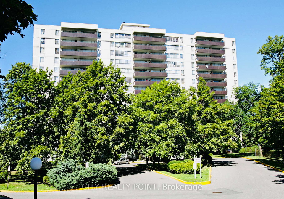 6200-bathurst-street-toronto-ontario-c12315836