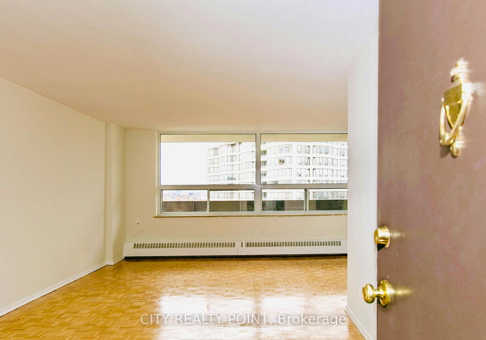 6200-bathurst-street-toronto-ontario-c12315836
