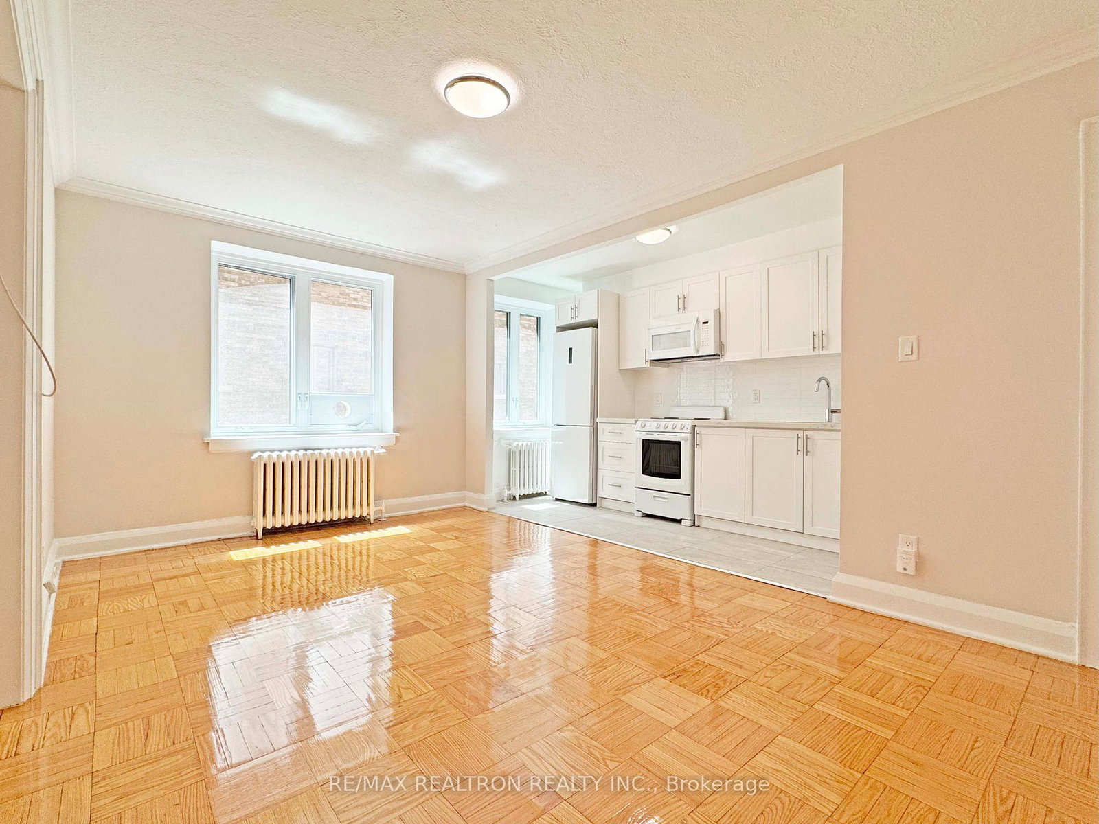 396-avenue-road-toronto-ontario-c12315916