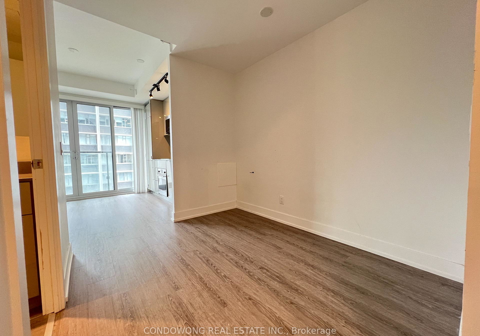 7-grenville-street-toronto-ontario-c12316004