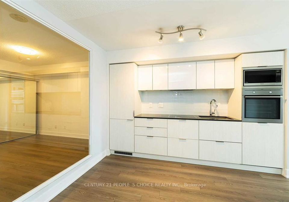 318-richmond-street-w-w-toronto-ontario-c12316083