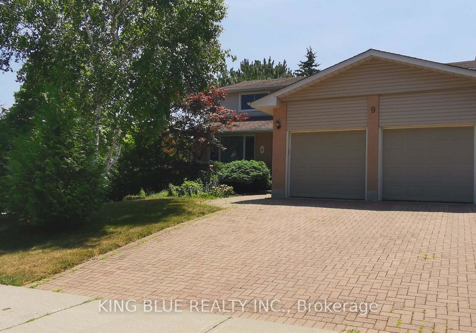 9-denlow-boulevard-north-york-ontario-c12316347