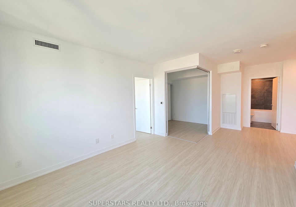 8-wellesley-street-w-w-toronto-ontario-c12316380