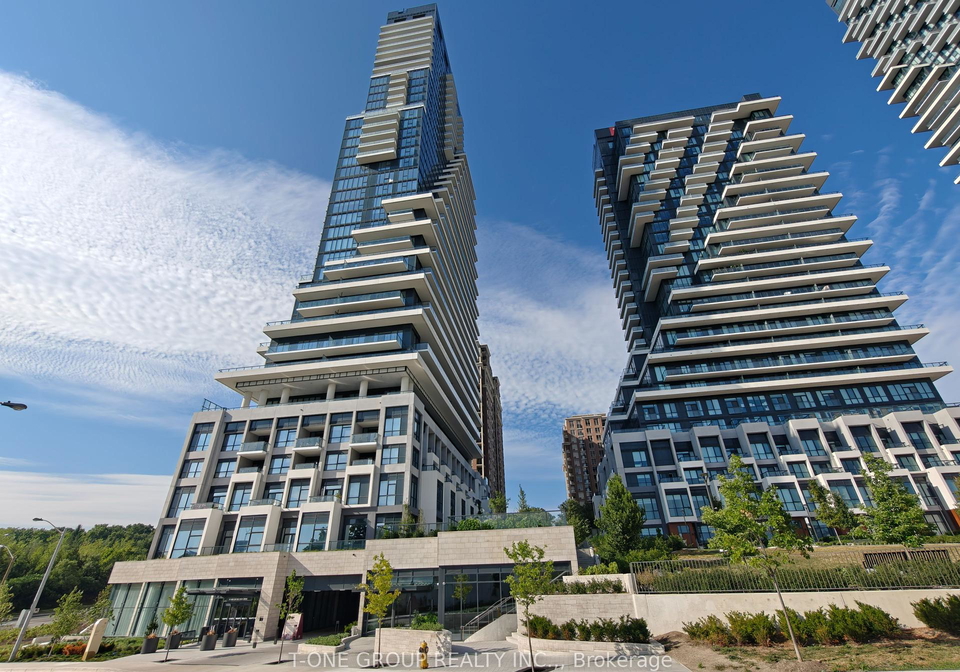 10-inn-on-the-park-drive-north-york-ontario-c12316402