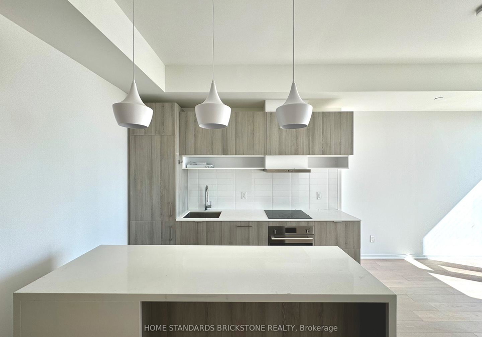 5-soudan-avenue-toronto-ontario-c12316460