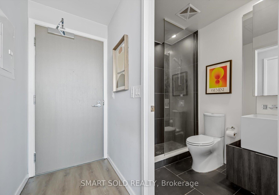 1-bloor-street-e-e-toronto-ontario-c12316495