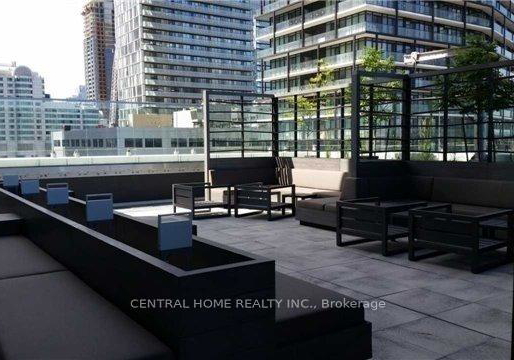 318-richmond-street-w-w-toronto-ontario-c12316527