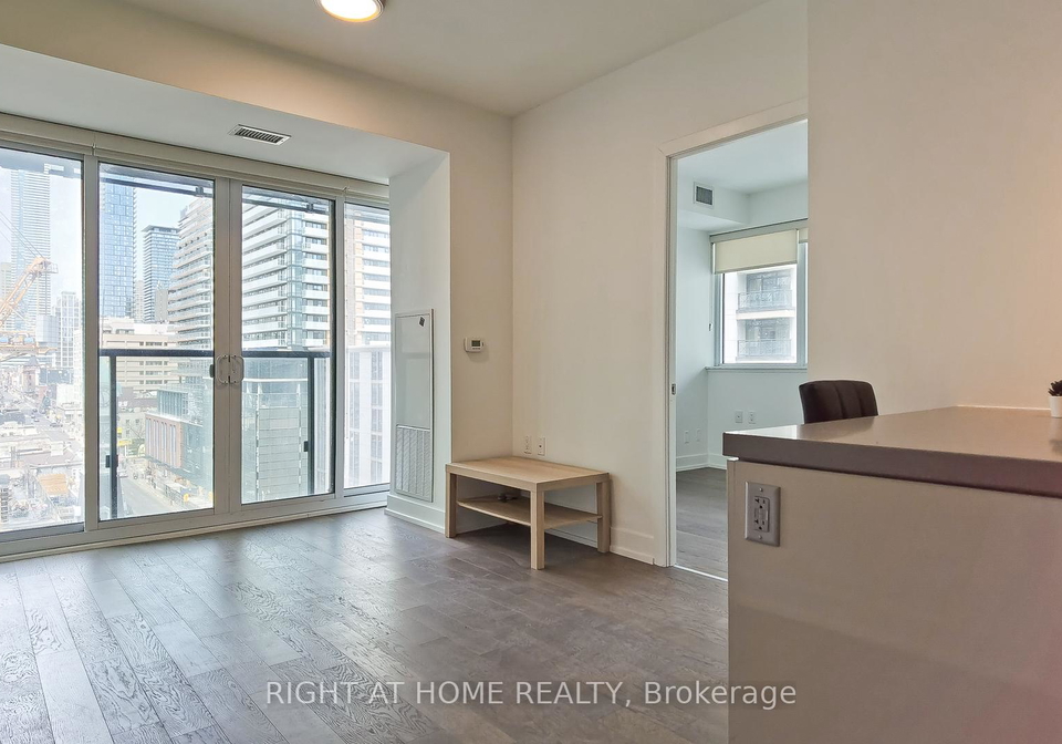 7-grenville-street-toronto-ontario-c12316531