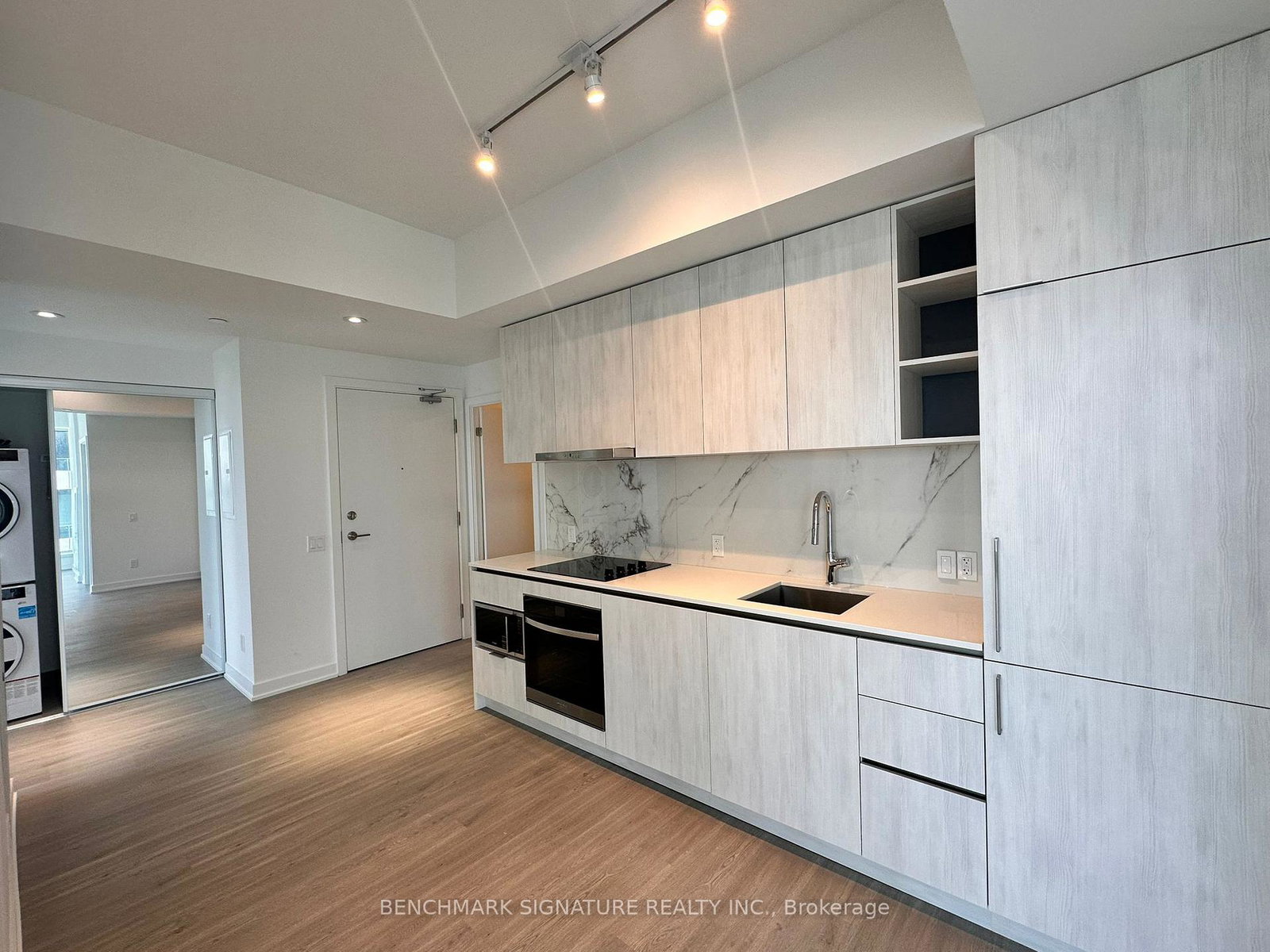 8-wellesley-street-w-w-toronto-ontario-c12316534