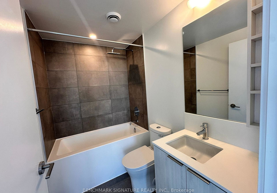 8-wellesley-street-w-w-toronto-ontario-c12316534