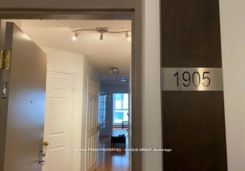55-centre-avenue-toronto-ontario-c12316921