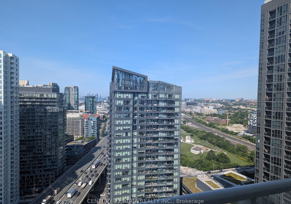 75-queens-wharf-road-toronto-ontario-c12316990